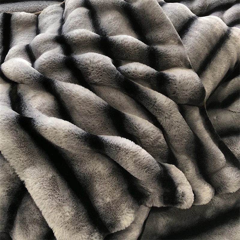 Zestawy pościeli Faux Rabbit Fur Velvet Fleece Zebit zimowy miękki pluszowy stereoskopowy pasek kołdrę płaska pałka poduszka 231118