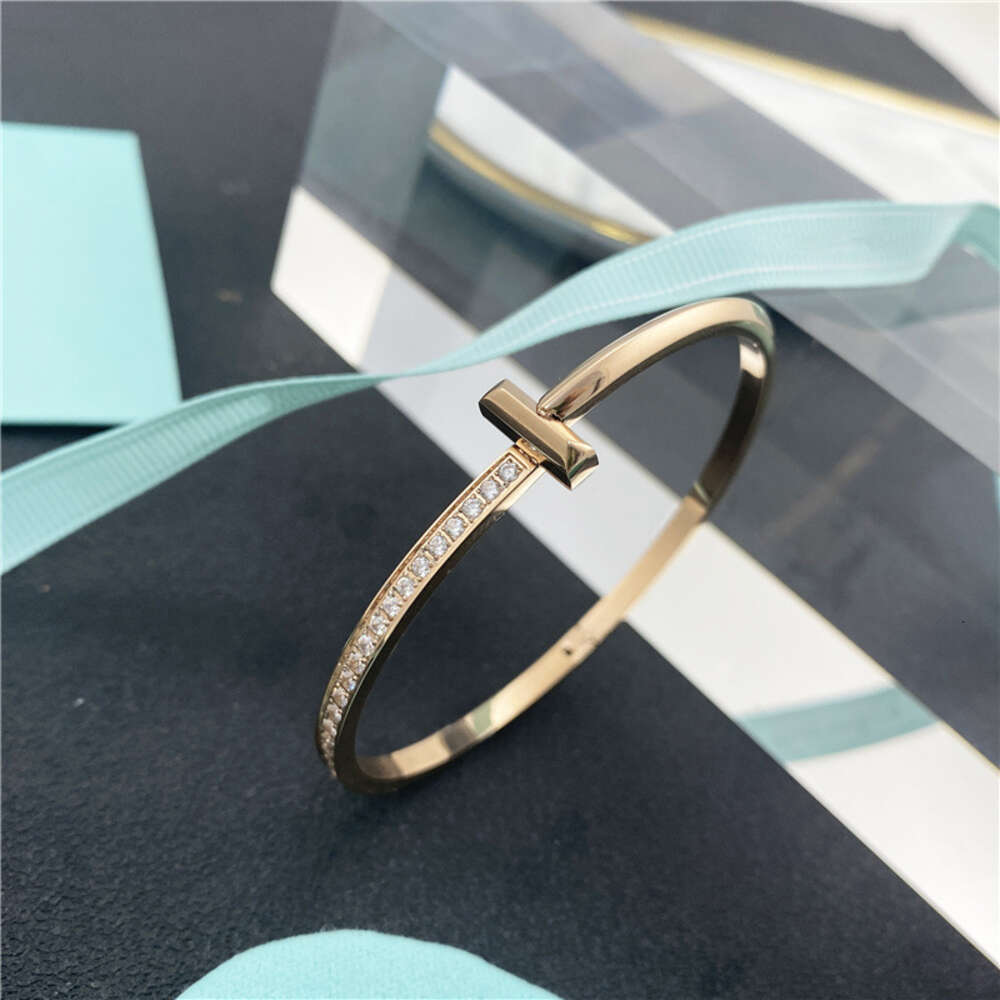 Bangle armband T smalle semi-diamond precisie gesp op één rij rose Gold Fashion Simple 8Gap