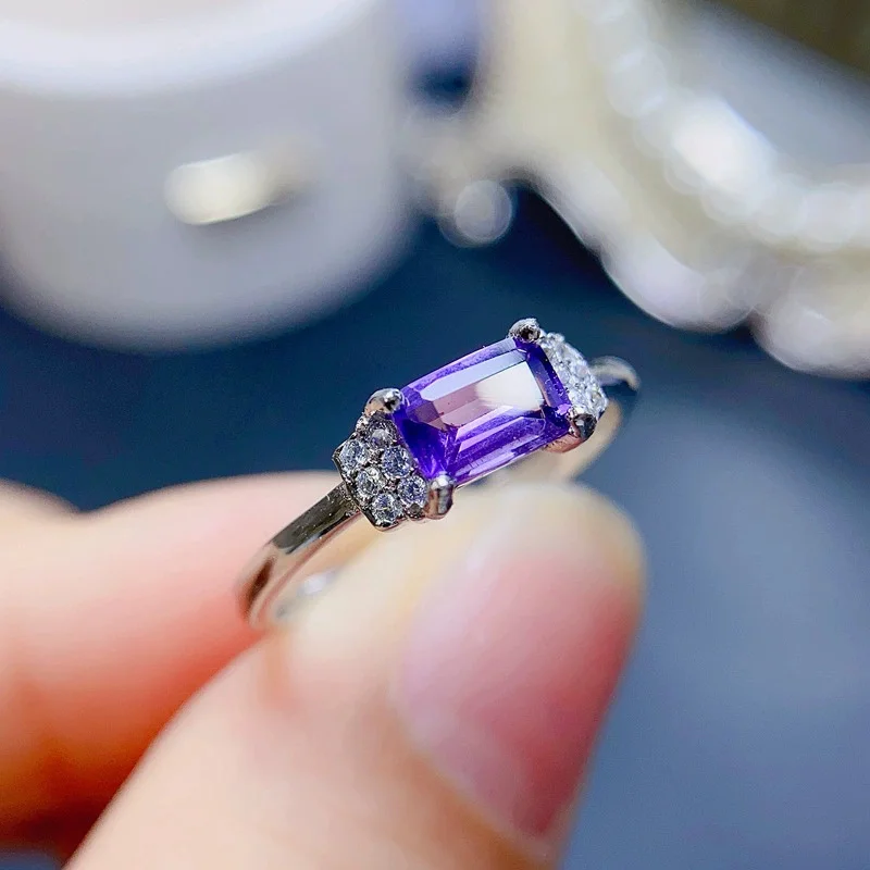 VVS -klass Natural Amethyst Ring for Woman 4mmx6mm 0.5CT Emerald Cut Amethyst 925 Silver Ring med 3 lager 18K Guldplätering