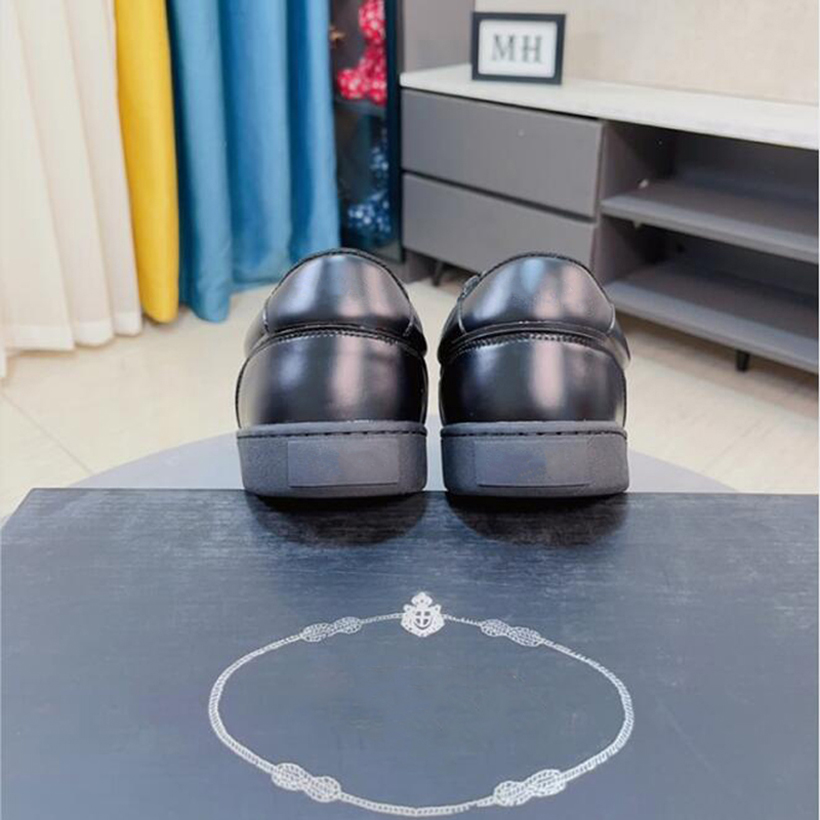 Słynne buty zwykłe mężczyźni blok mucha trampki Włochy Delikatne elastyczne opaski niskie topy gumowe platformy skórzane designerki na zewnątrz trenerzy napędowe pudełko UE 38-45