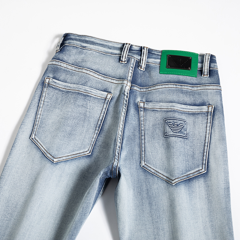 Jeans para hombres Primavera Verano Hombres delgados Slim Fit Europeo Americano Marca de alta gama Pequeños Pantalones rectos dobles O F210-5