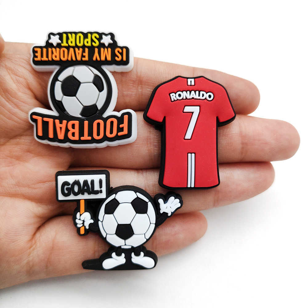 's ik hou van voetbal croc charms pvc schoenaccessoires verstopt sandalen accessoires kinderen cadeau creatief schoen decoratie