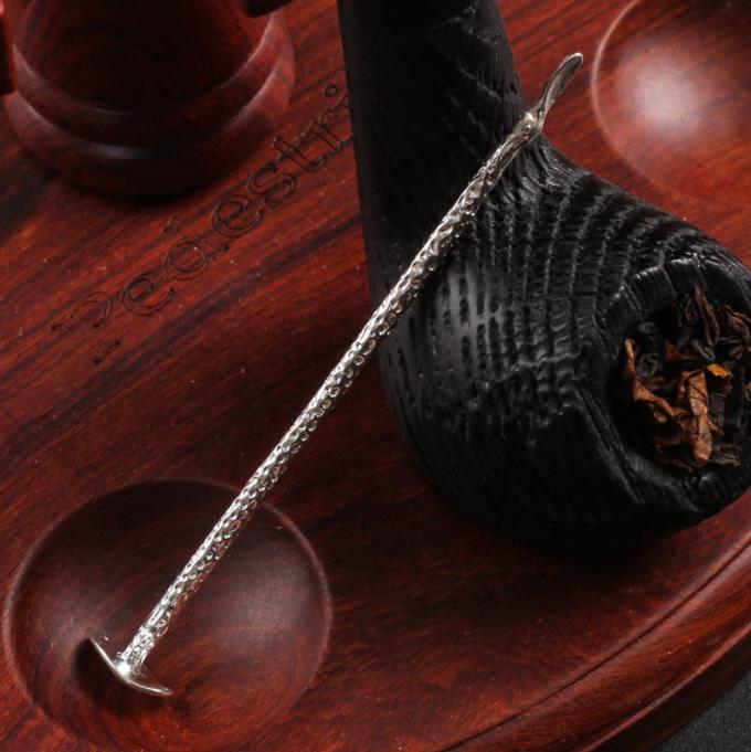 Smoking Pipes Portable metal pipe pressure bar anti extinguishing handmade pipe tools and accessories are simple