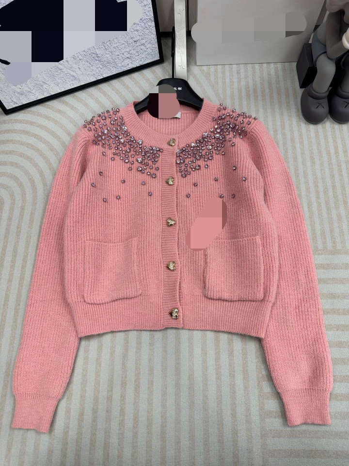 1115 L 2023 Runway Autumn Brand SAme Style Sweater Long Sleeve Black White Pink Cardigan Crew Neck Womens Clothes High Quality Womens qian