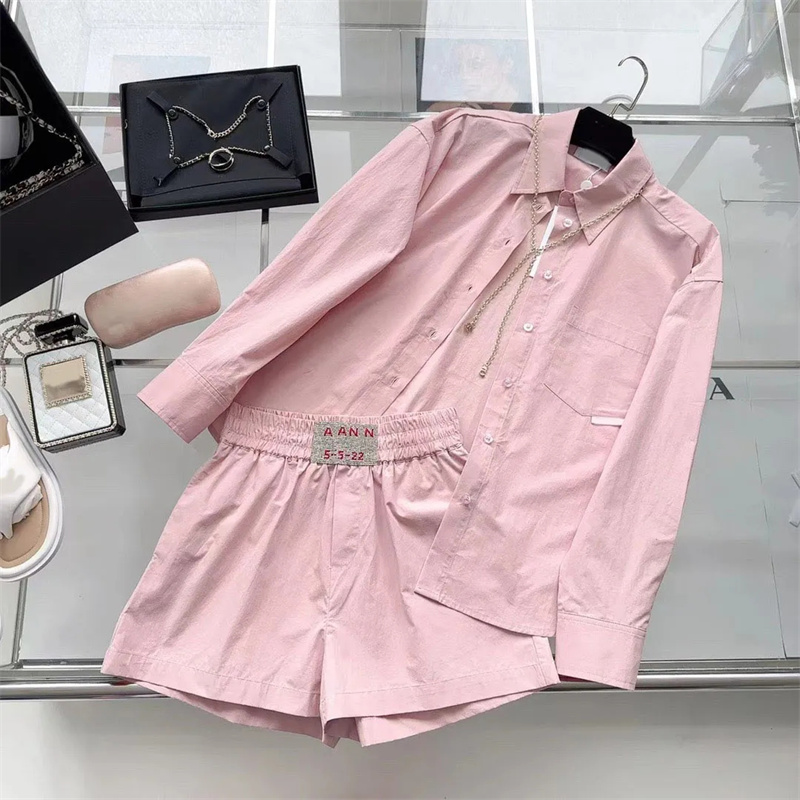 Kvinnor Tvåbitar byxor Summer Piece Shorts Set Women Lapel Long Sleeve Tops Slå ner krage Loose Blace Sequin Midjan 2023 Tracksuit