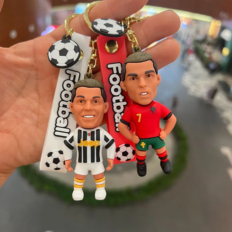 Porte-clés Football Ronaldo Joueur Figure Étoile De Football Porte-clés Sac Pendentif Collection Poupée Chaîne Figurines Souvenirs Jouets Cadeaux 231118