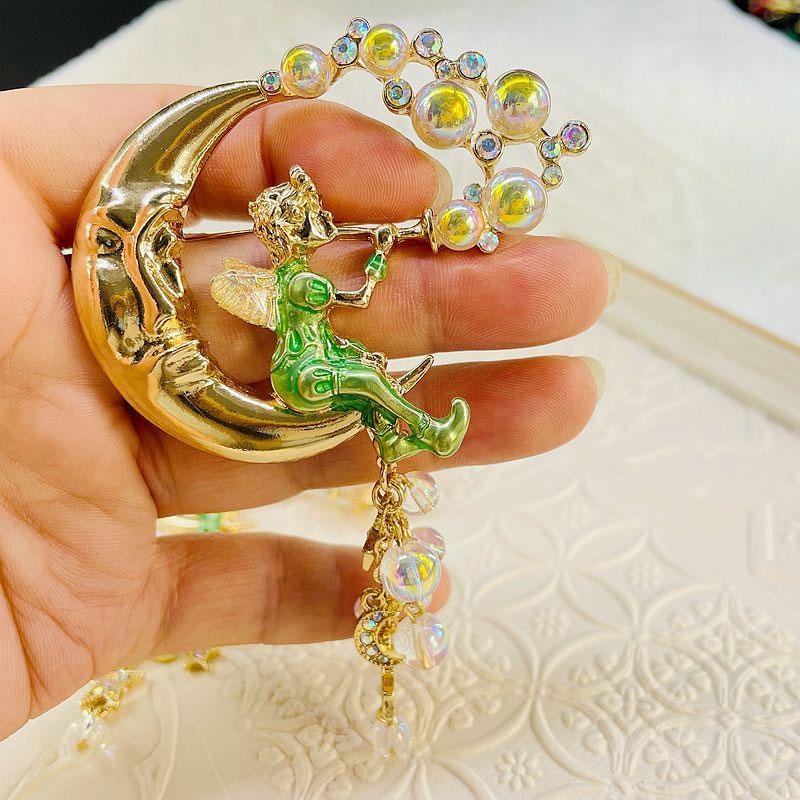 Moon Fairy Brooch Vintage Middle Ancient Brooches Blowing Bubbles Antique Accessories