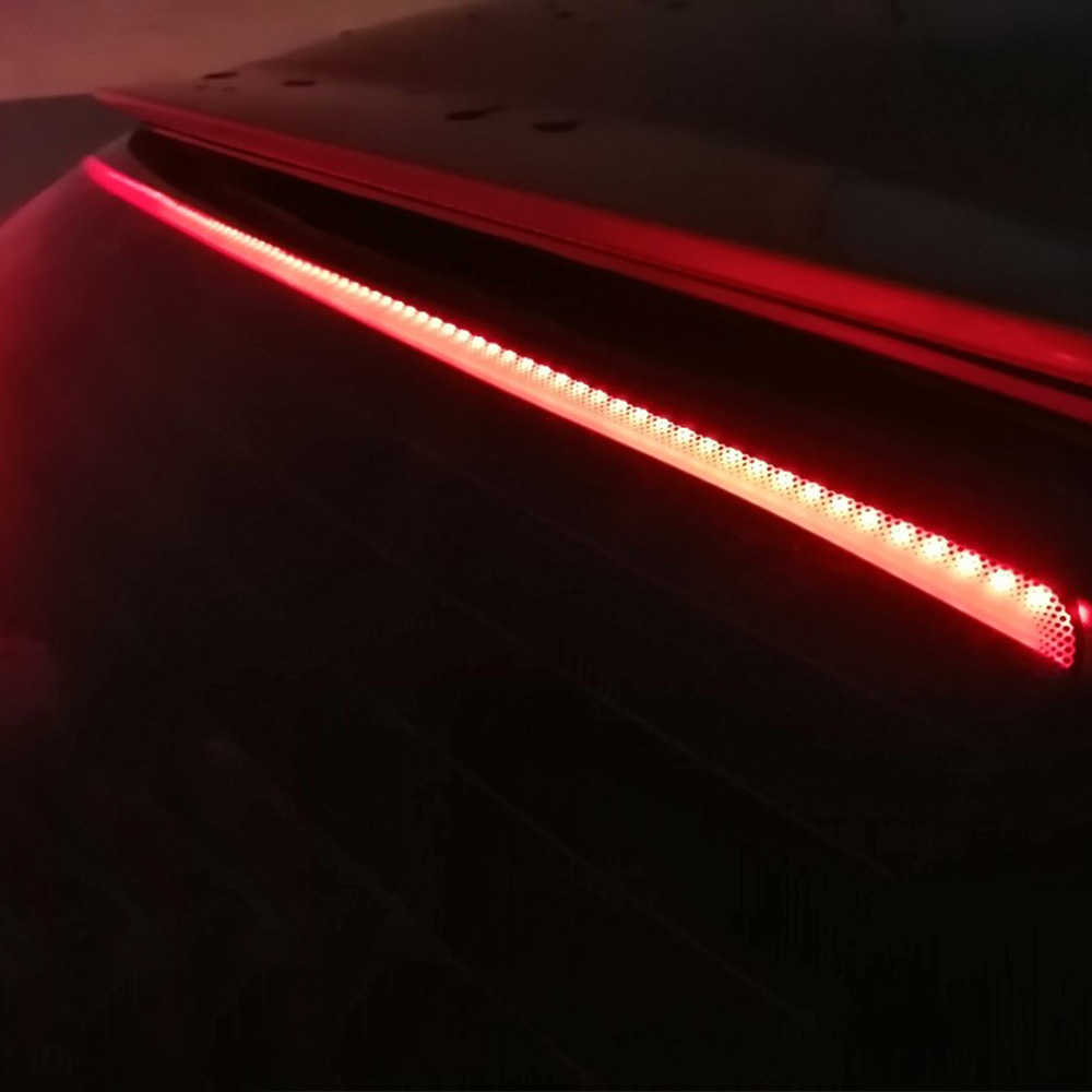 Luce di stop auto LED Indicatori di direzione Fanale posteriore da corsa Fanale posteriore alto Stop Driving Warning Lampada lampeggiante modificata Strisce flessibili automatiche