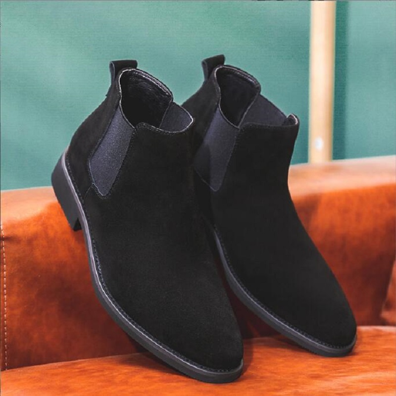 Chelsea Boots Hombres Black Faux Suede Classic Fashion Business Casual Hombres Botas cortas Tobillo Zapatos De Seguridad Hombre D2H30