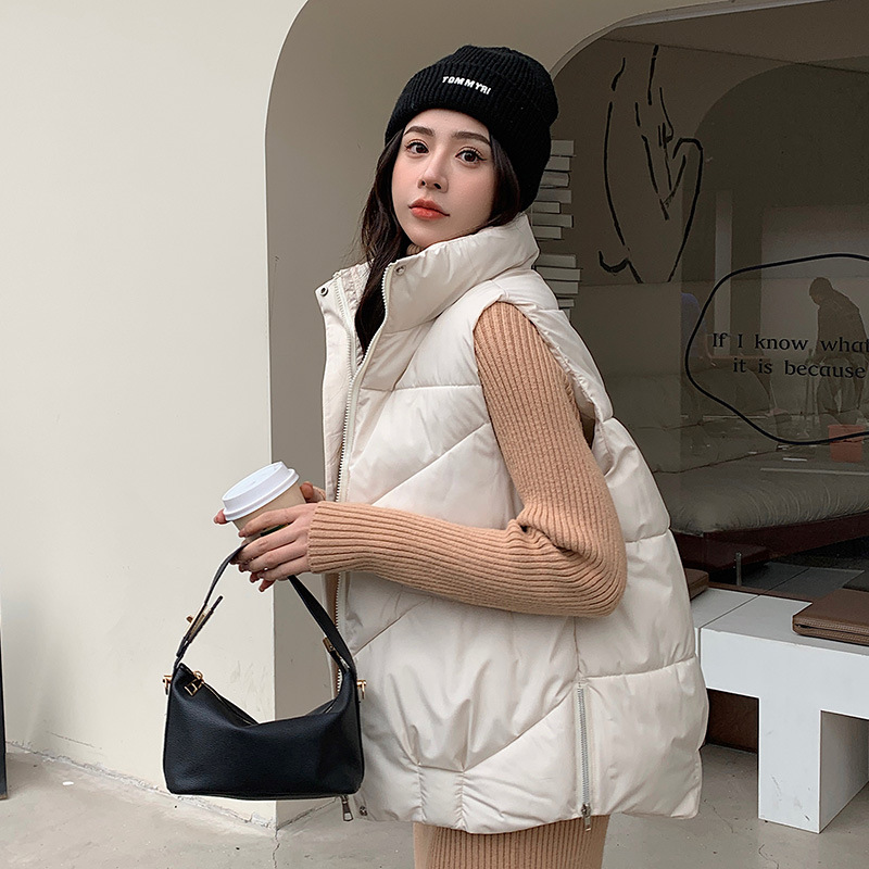 2023 Autunno/Inverno nuovi vestiti di yoga giacca piumino gilet di cotone cappotto colletto alla coreana da donna piccolo profumo senza maniche abbigliamento esterno cappotto di cotone canotta LLuSame Style