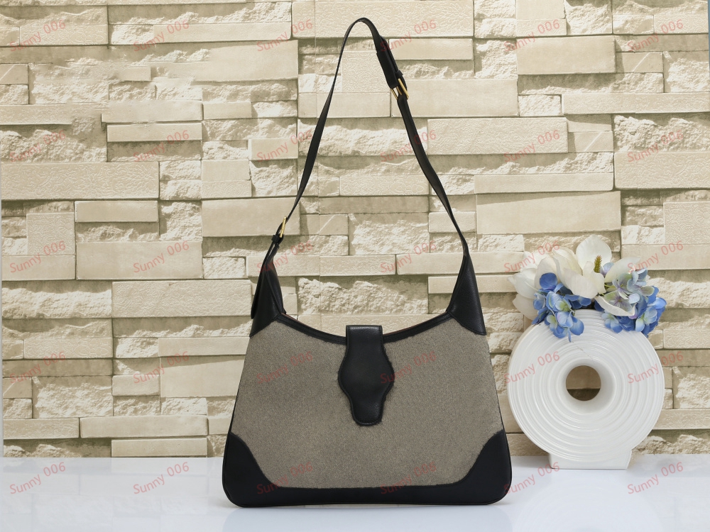 Women Underarm Bag Graceful Handbag Designer Single Shoulder Bags Axillary Package Black Brown Milky White Luxury Saddle Bag Satchel