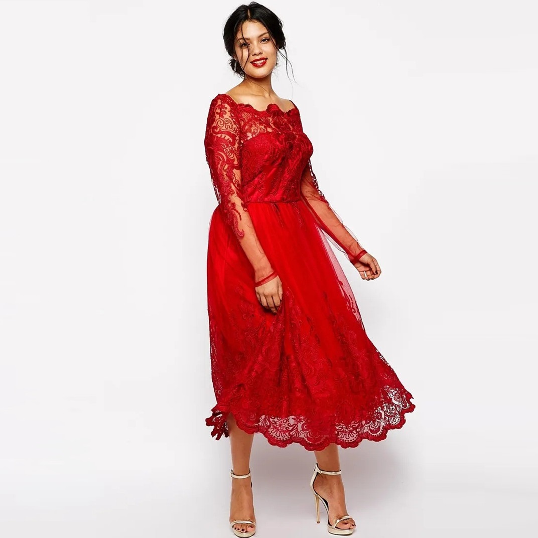 Rote, volle Spitze, Übergröße, formelle Kleider, transparentes Bateau-Langarm-Abschlussball-Abendkleid, Tee-Länge, A-Linie, Mutter der Braut