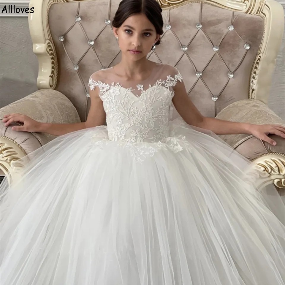 Puffy Tüll Ballkleid Blumenmädchenkleider für Hochzeitsfeier Flügelärmel Spitze Applizierte Säuglingskinder Erstkommunion Geburtstagskleider Festzugkleid des kleinen Mädchens CL2190