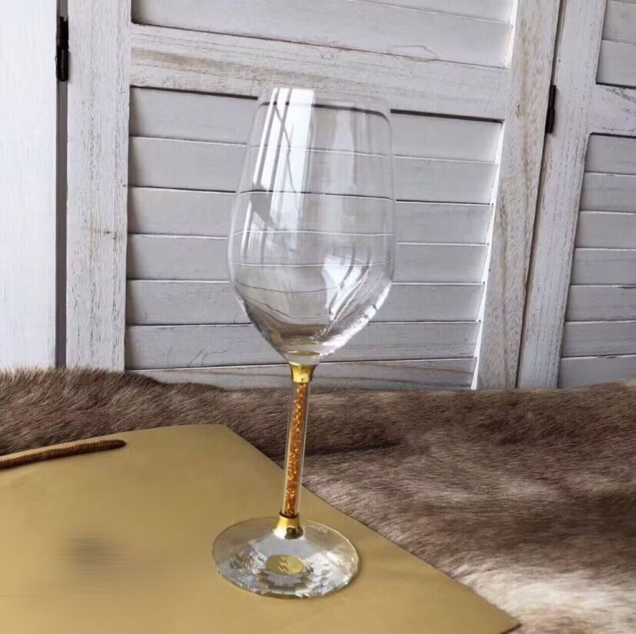 Verres à vin rouge en verre de cristal de luxe Design de décoration en cristal Un ensemble comprend 2 verres et est livré avec une boîte d'emballage à utiliser pour un dîner, un rendez-vous galant et un cadeau de festival