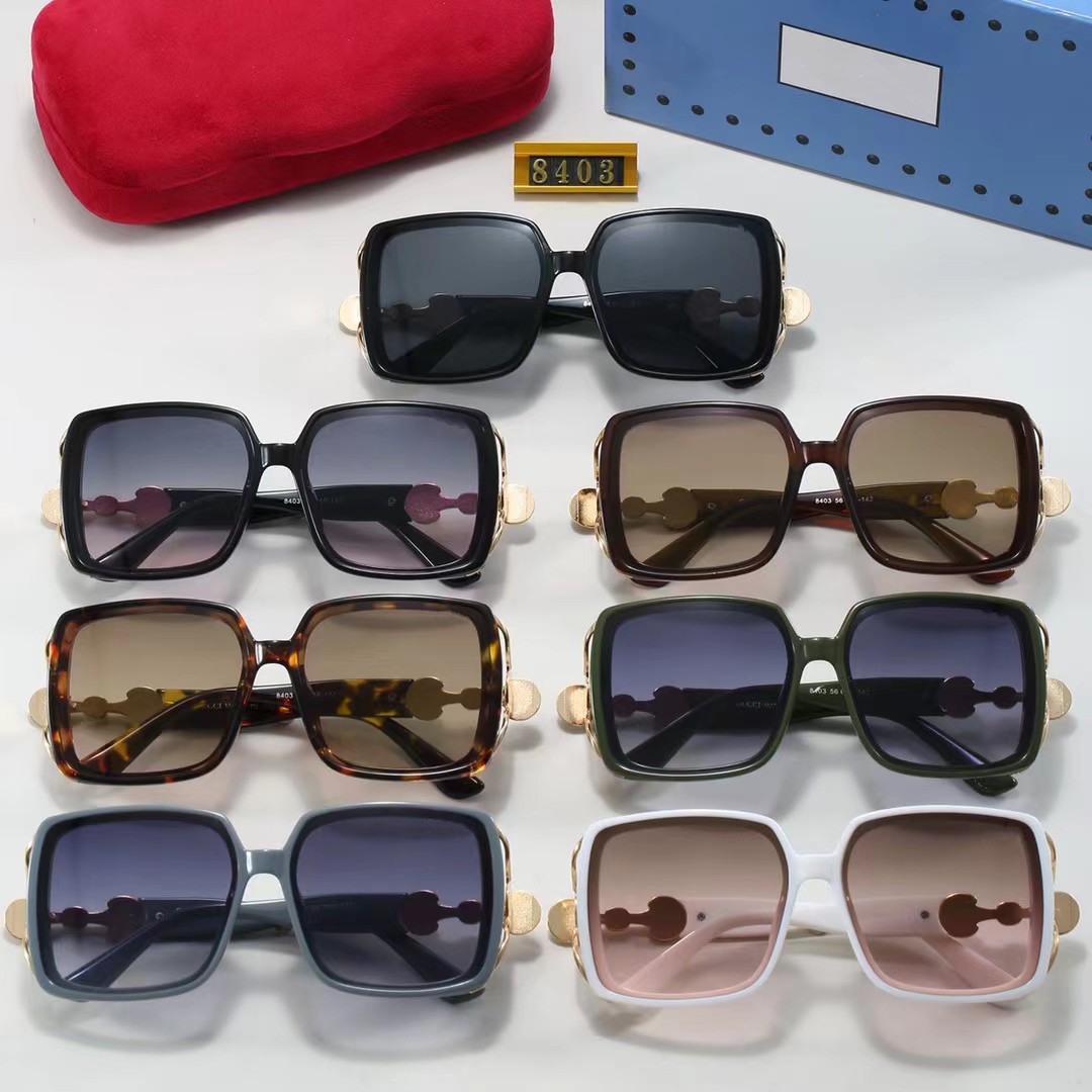 2023 Óculos de sol de designer para mulheres e homens Modelo de moda Especial UV 400 Proteção Carta Perna Quadro de feixe duplo Marcas ao ar livre Design Alloy Top Sunglasses 8403
