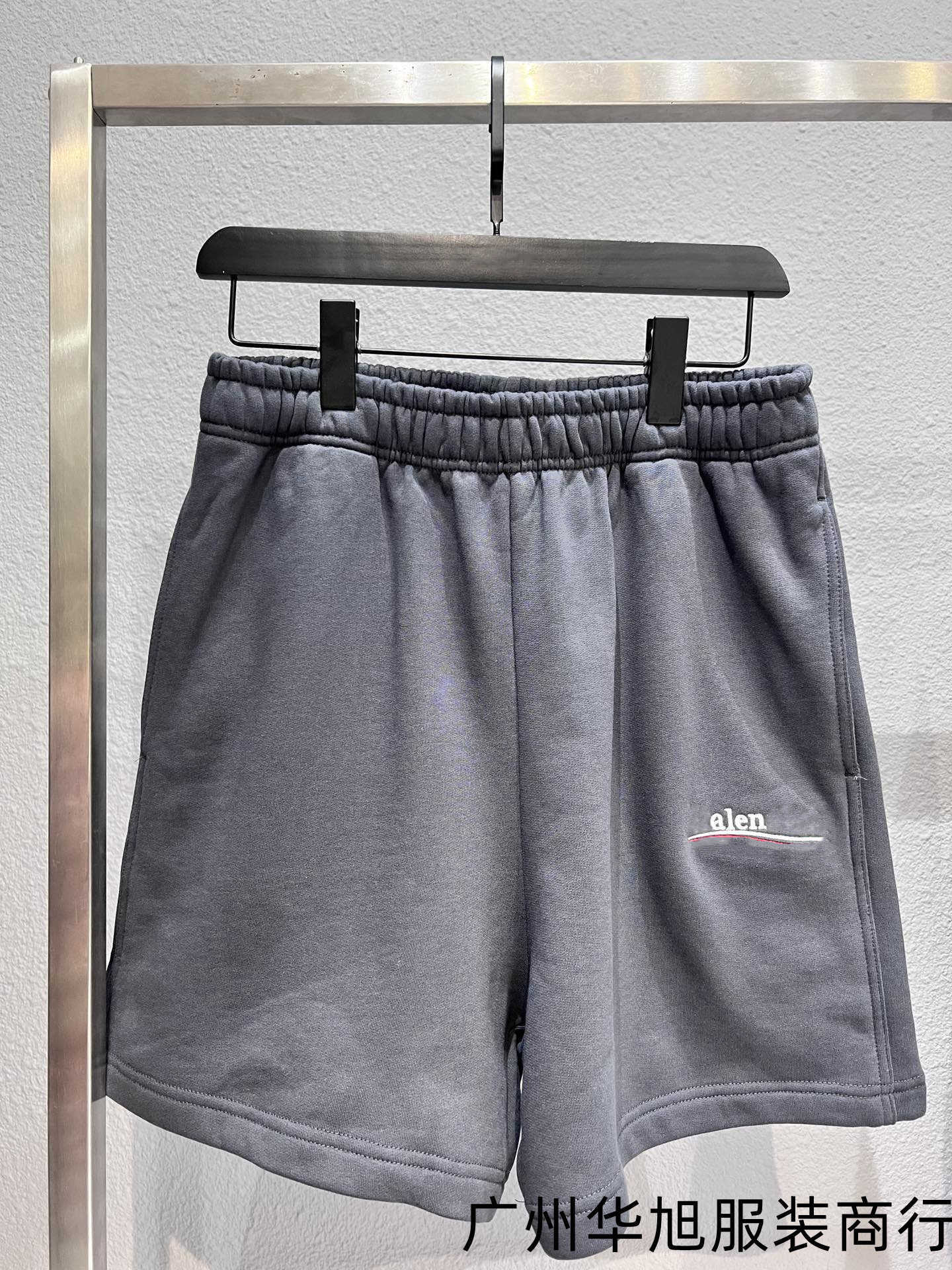 Designers de luxe Nouveaux hommes à manches courtes à manches à manches à manches à manches à manches à manches à manches à manches à manches à manches à manches à manches de haute qualité Pantalon élastique brodé pour hommes et femmes