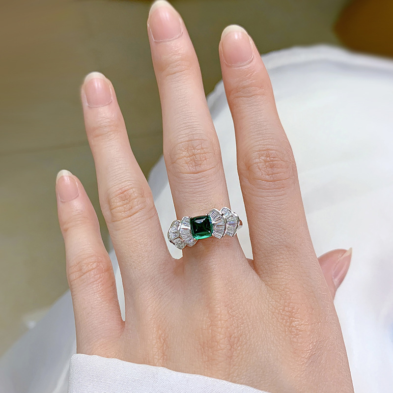 Vintage Emerald Diamond Ring 100% Real 925 sterling silver Party Wedding band Rings for Women Men Promise Engagement Jewelry