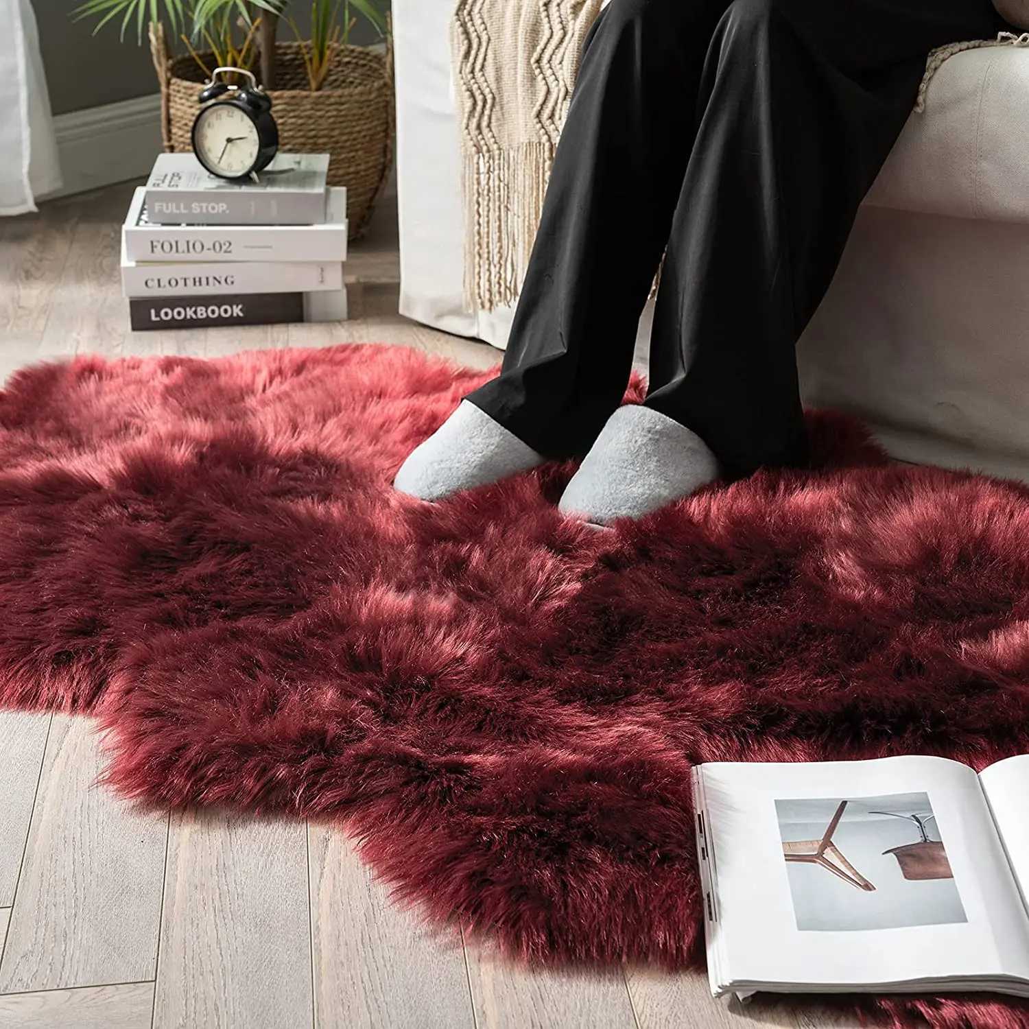 Carpets Soft Fur Wool Rugs for Bedroom Living Room Carpet Fluffy Sofa Chair Cushion Washable Hairy Bedside Floor Mat Sleeping Room Rug