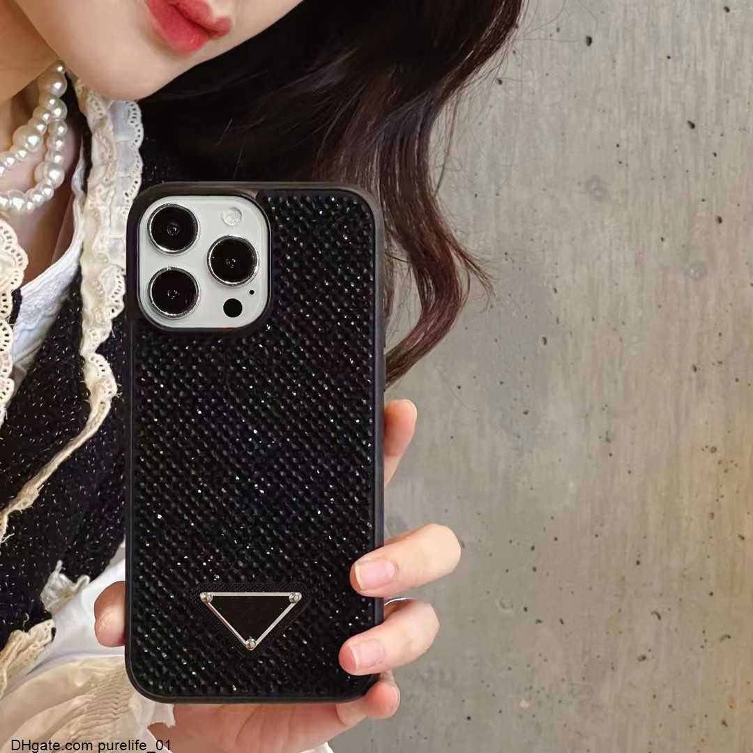 Phone Case Luxury Glitter iPhone Cases For iPhone 15 15 Plus 14 Pro Max 13 12 11 Designer Bling Sparkling Rhinestone Diamond Jewelled 3D Crystal Triangle P Women Cover