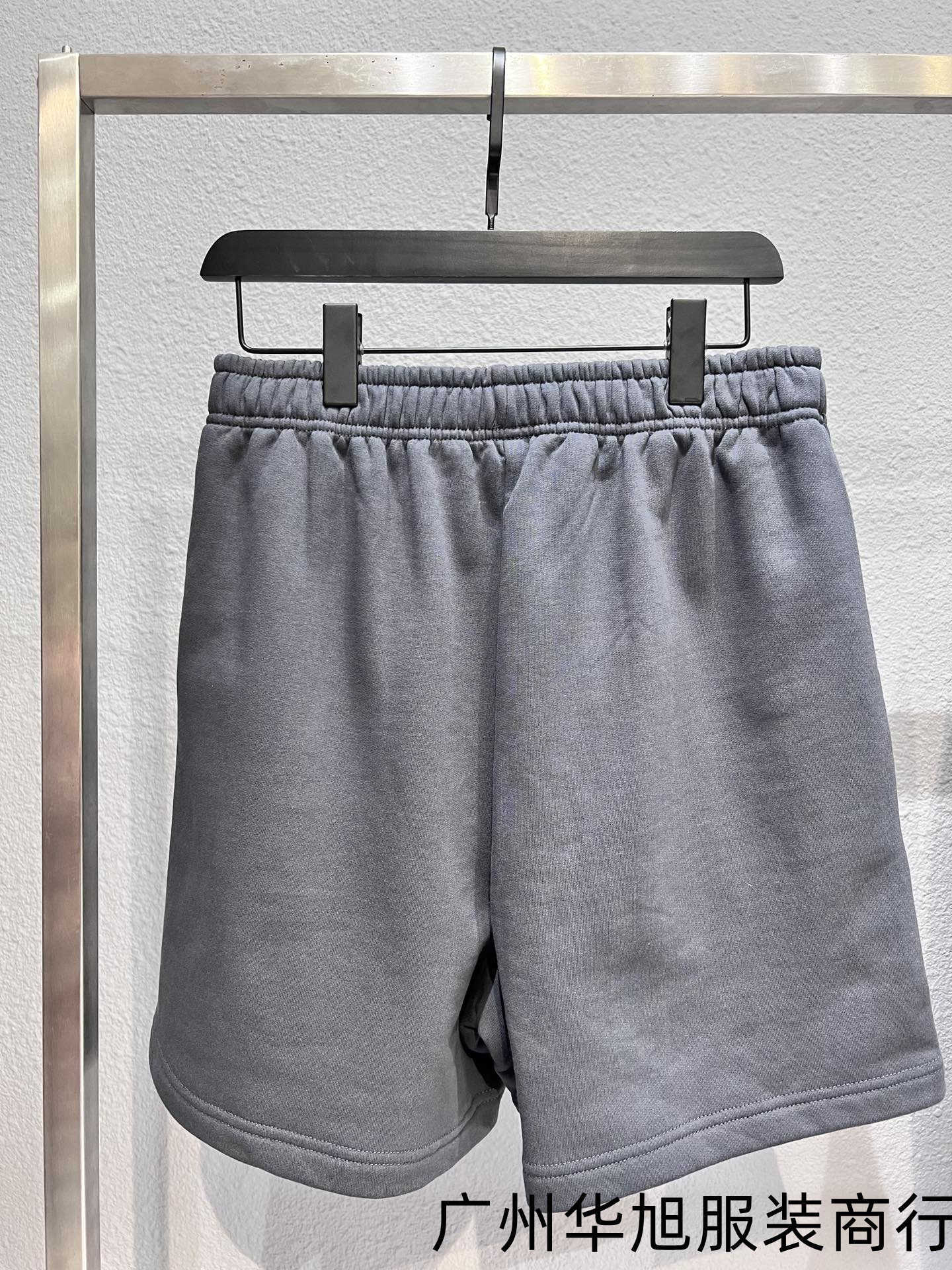 Designers de luxe Nouveaux hommes à manches courtes à manches à manches à manches à manches à manches à manches à manches à manches à manches à manches à manches à manches de haute qualité Pantalon élastique brodé pour hommes et femmes