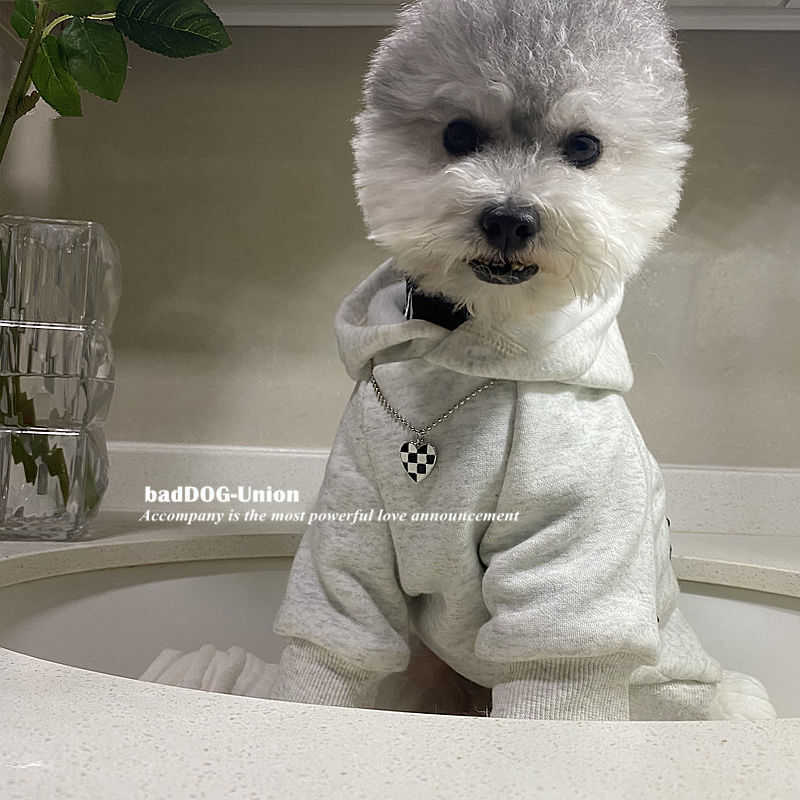 Vêtements pour chiens automne et hiver nouvelle marque de mode pour animaux de compagnie pull en peluche Schnauzer ours en peluche gris sweat à capuche blanc vêtements pour chats