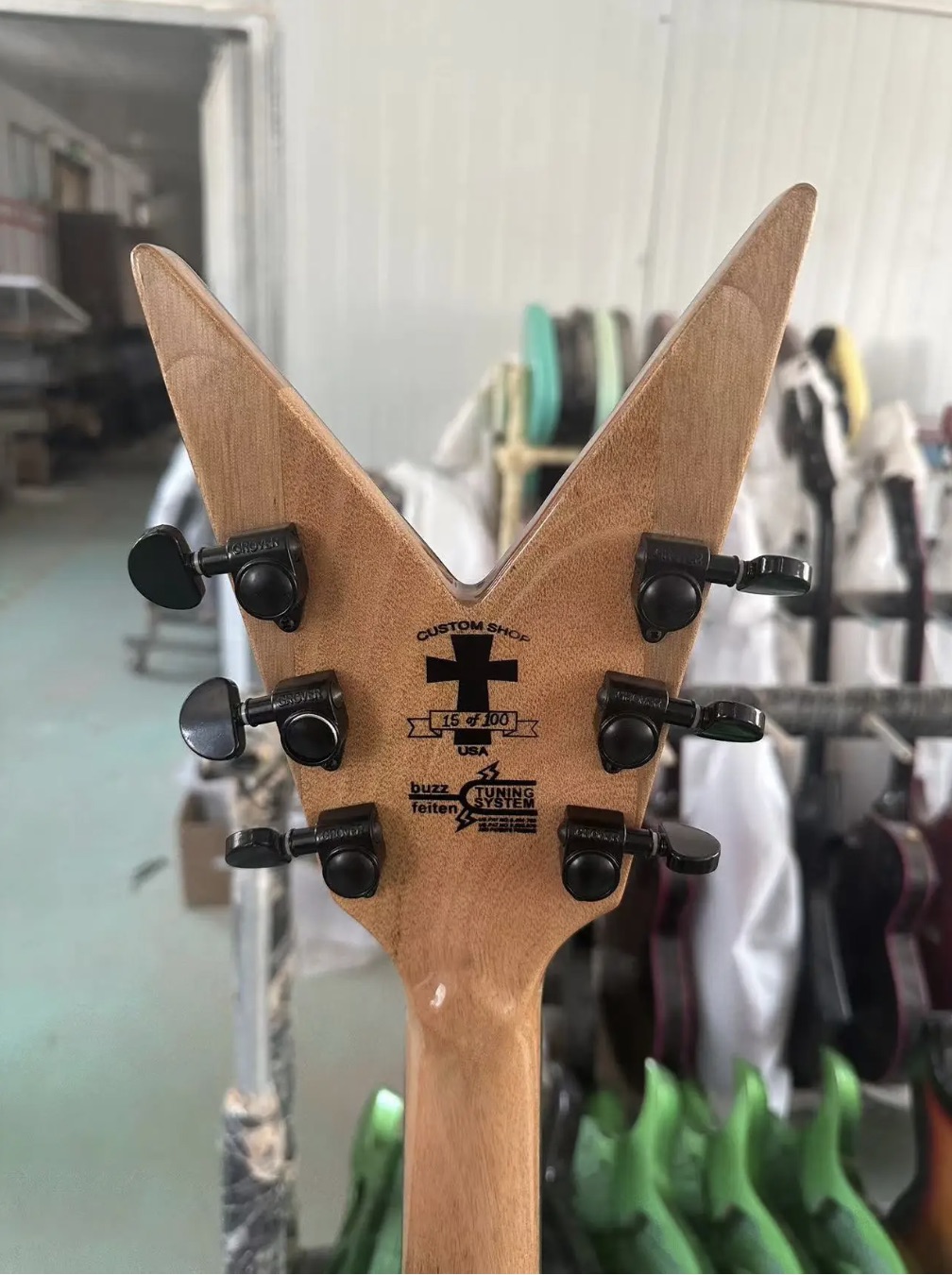 Custom Flamed Maple Top Dime Bag Dean Dimebag Darrell E-Gitarre Griffbrett aus Rosenholz in Naturfarbe, ab Lager lieferbar