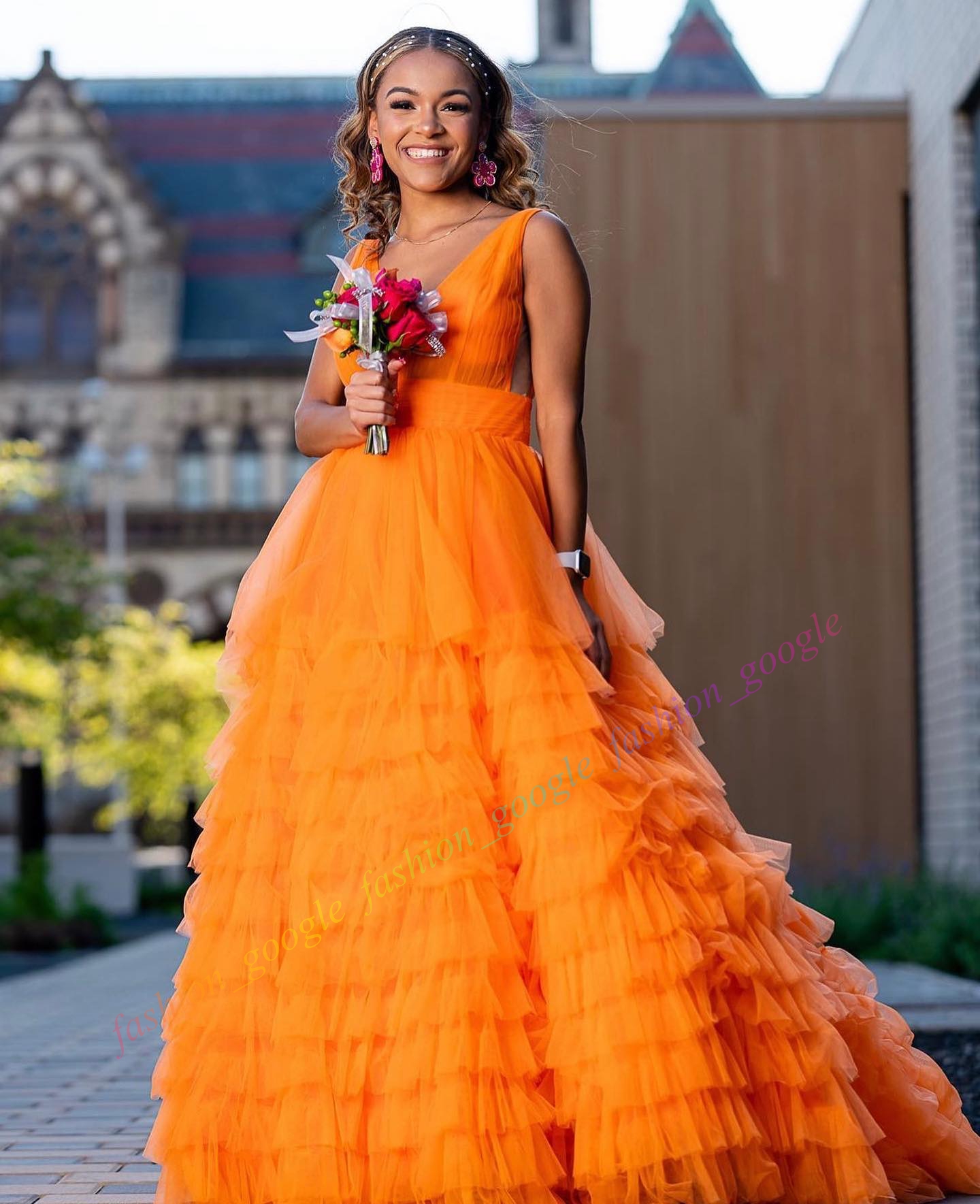 Robe de soirée formelle d'hiver orange 2k24 volants superposés en tulle préadolescente dame concours de bal soirée événement Hoco Gala remise des diplômes robe de danse plongeante col en V lilas