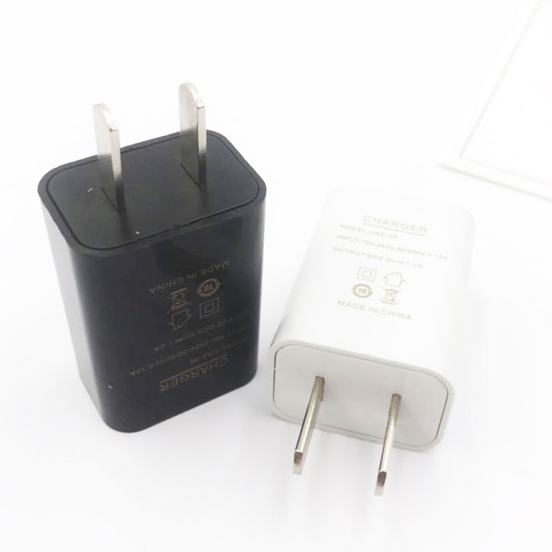 Adaptador de carregador de parede universal 5V 1A para telefones celulares Adaptador de alimentação de cabeça de carregamento USB para pequenos dispositivos digitais DHL FEDEX UPS FRETE GRÁTIS