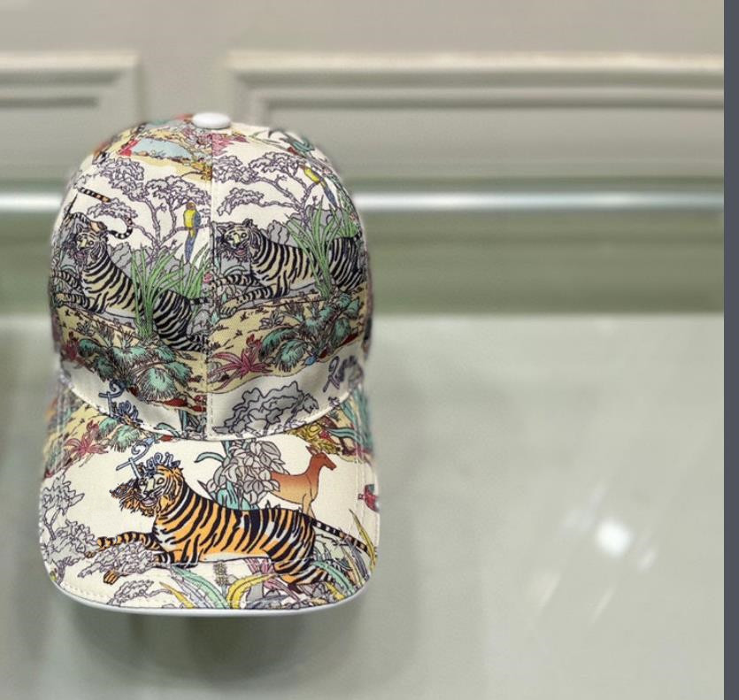 Canvas Baseball Ball Hats Caps för kvinnor och män Designer 2023 Ny Tiger Floral Bone Bunt Cow Visor Casquette Snapback Cap Hip Hop Streetwear Hat Presents