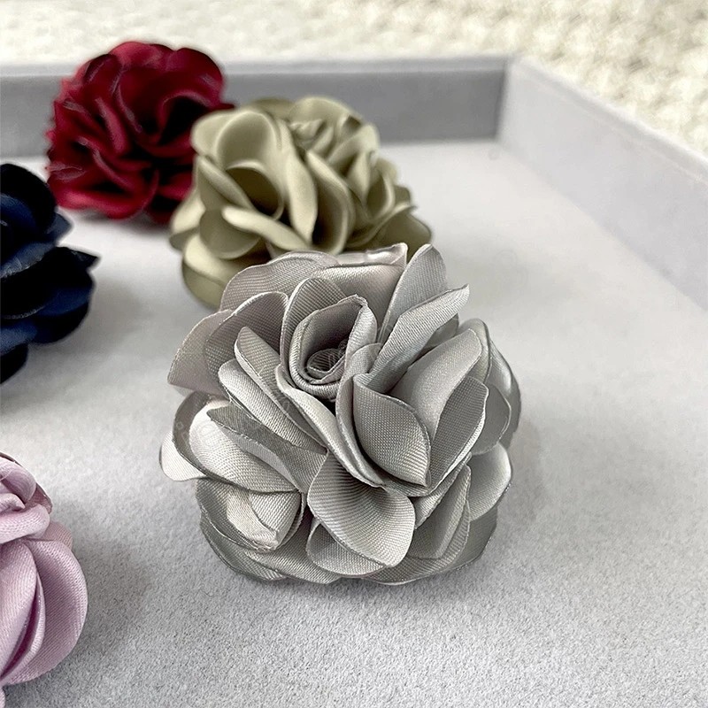 Moda Big Rose Flowoch Brooch Suit Garpiel Brawoty podwójne użycie Flower Flowe Corsage Fryzury