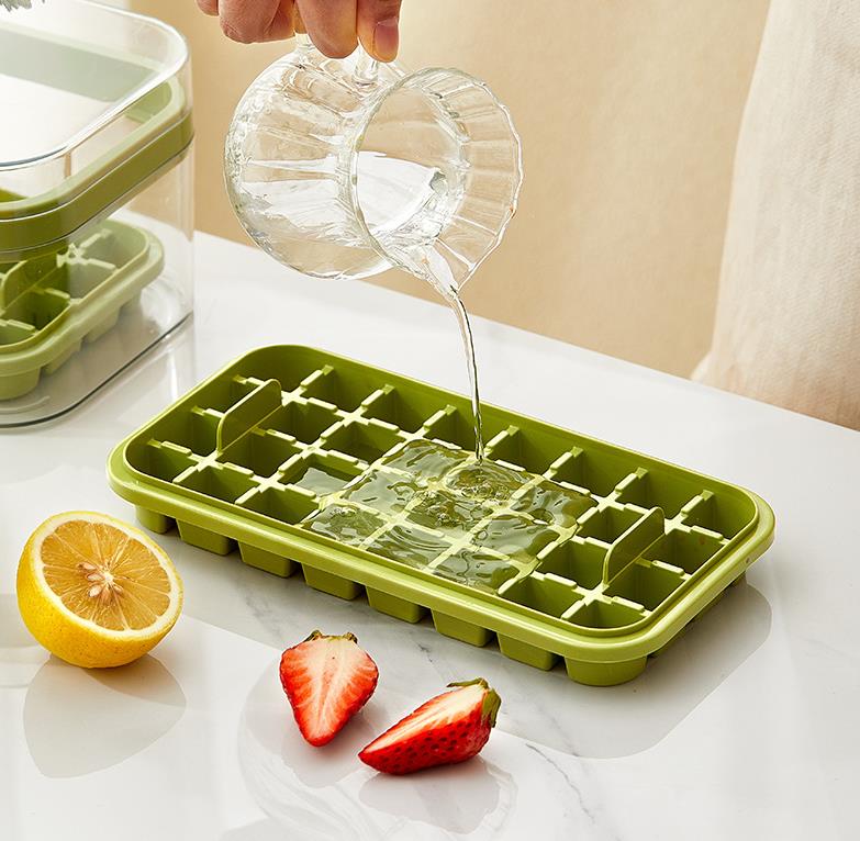 Press Type Ice Mold Box One-button Ice Cube Maker 2 In 1 Ice Tray Making Mold With Storage Box and Lid Bar Kitchen Accessories