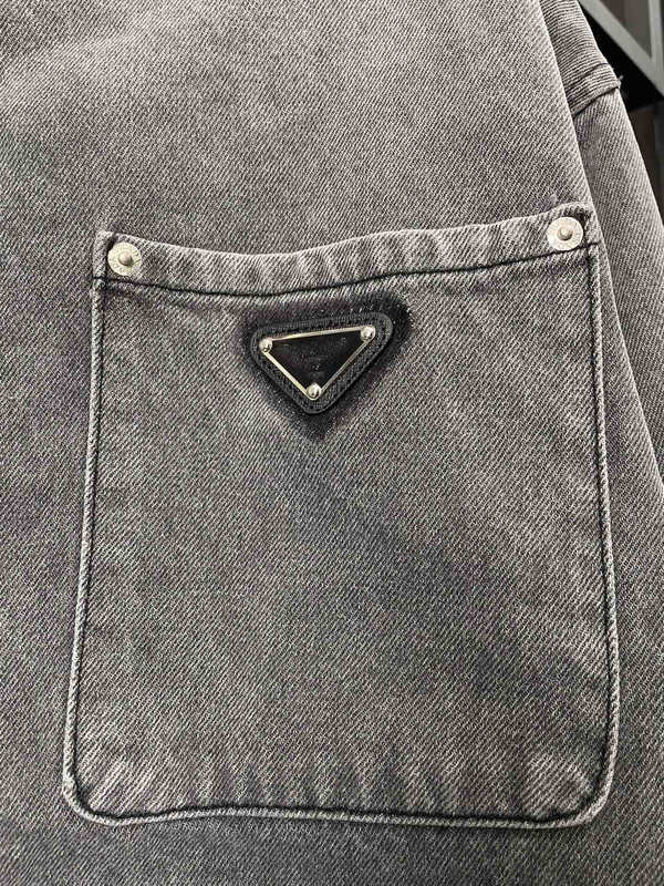여자 자켓 디자이너 고급 고품질 고품질 2023 New P Triangle 표준 무거운 세척 데님 셔츠 xgqu