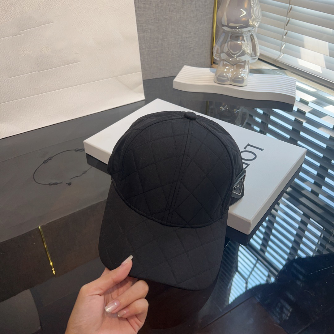 Projektantka Ball Cap Classic Brand High End Cap odpowiedni do zużycia wewnętrznego i zewnętrznego Materiał najwyższej jakości 1: 1 Wysoka jakość