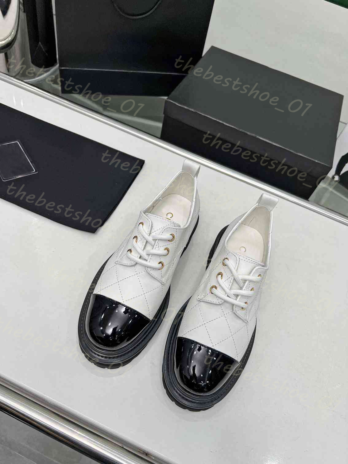 Mocassini firmati Scarpe casual da donna Sneakers bianche nere color cioccolato Mocassini in pelle spazzolata Sneakers con suola spessa Scarpe casual