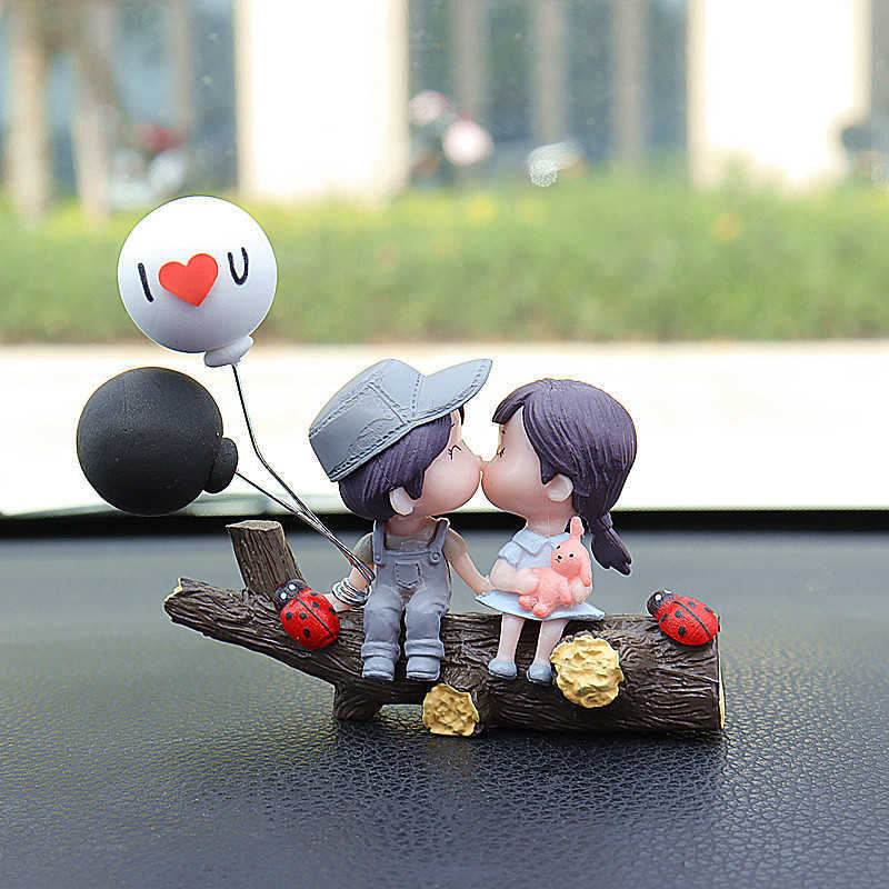 Ny bildekoration Bil Air Outlet Clip Cute Cartoon Par Action Figur Ballong Ornament Auto Interior Dashboard Accessoarer