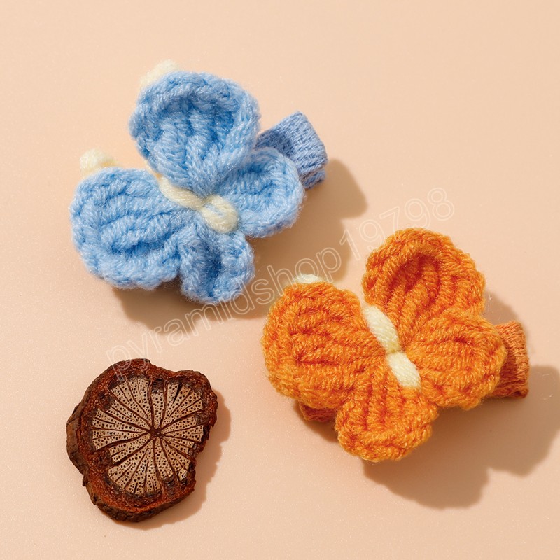 Pinces à cheveux de bébé faites à la main pour filles, accessoires de cheveux en laine au Crochet papillon pour enfants, jolies épingles à cheveux pour nourrissons