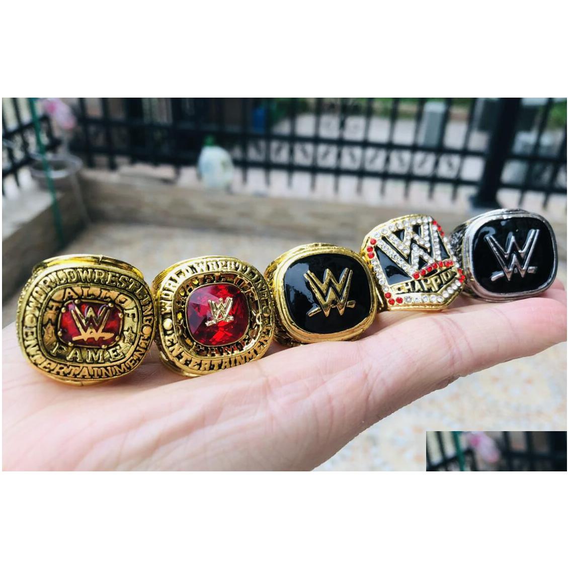 Anillos de racimo 2004 2008 Lucha libre Entretenimiento Salón de la fama Equipo Campeones Campeonato Anillo Conjunto con caja de madera Fan Hombres Niño Regalo Dro Dhuno