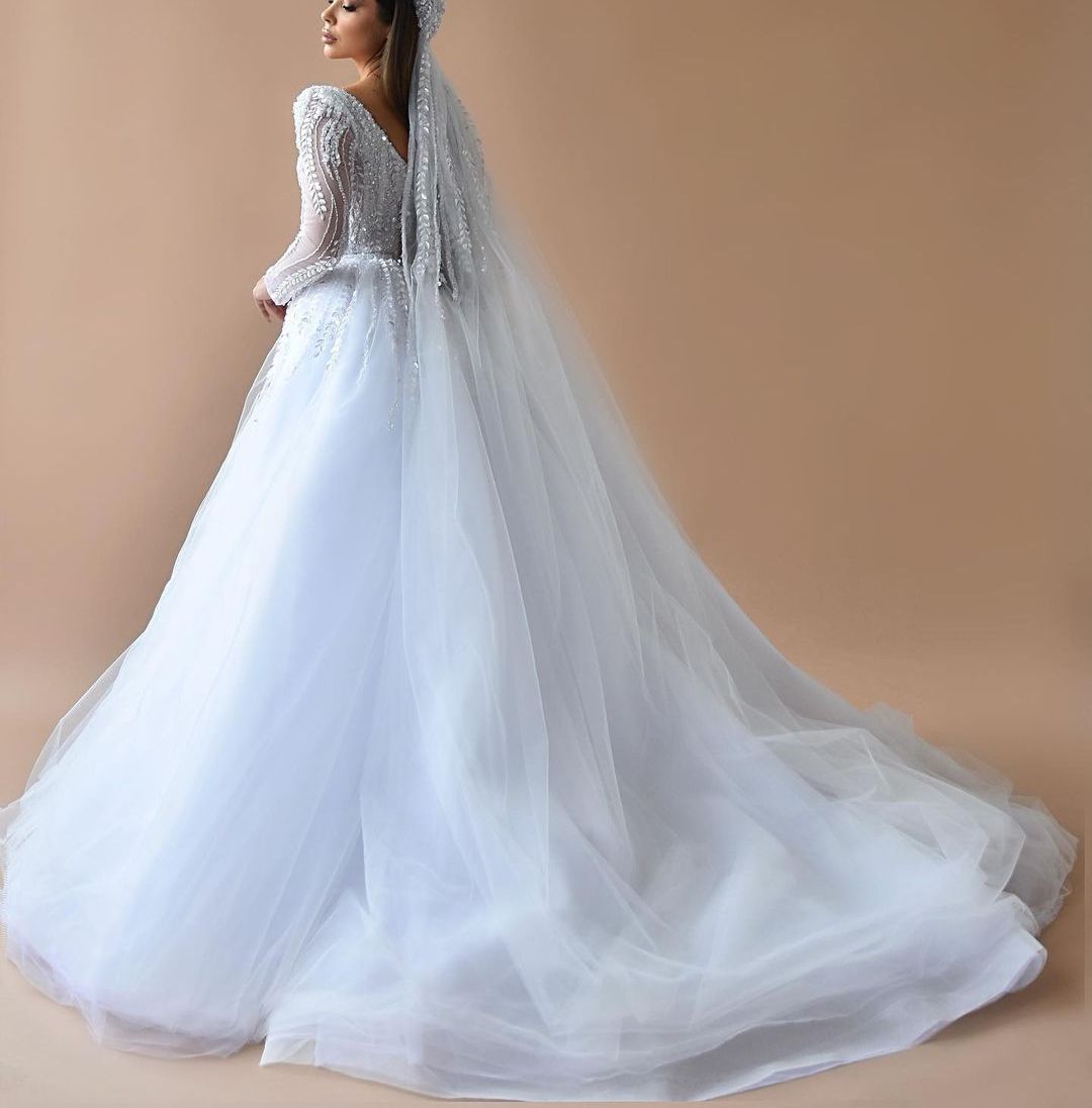 Abiti da sposa eleganti a sirena Una manica lunga Bateau Appliques Paillettes Pizzo 3D Staccabile Strascico in pizzo Perline Abiti da sposa lunghi fino al pavimento Abiti da sposa su misura