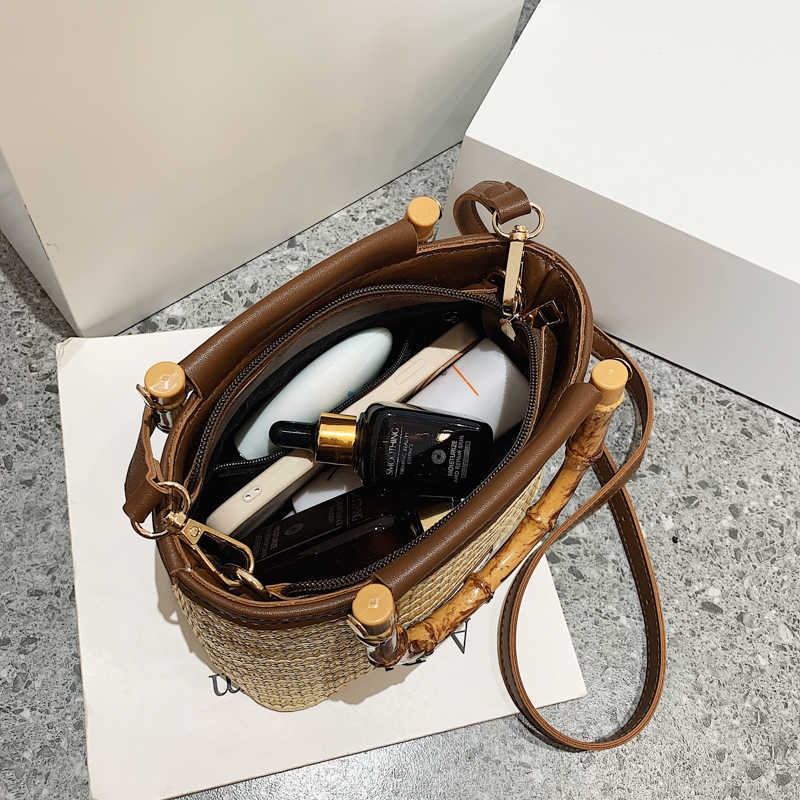 Shoulder Bags 2022 Summer Bamboo Handbag for Women Fashion Straw Shoulder Bag Shigh Quality Purses Crossbody Bag Luxury Tote Bag Cute Satchel