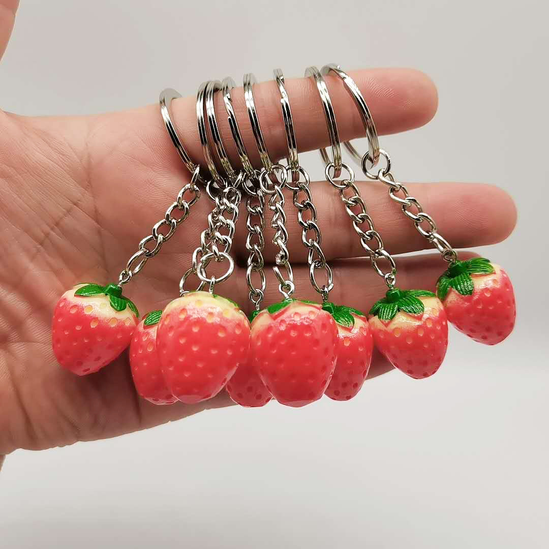 Maat 2.5cm Creatieve aardbeiensleutelhangers Simulatie Simulatie Strawberry Promotionele tas CAR Keychain sieraden geschenken in bulk