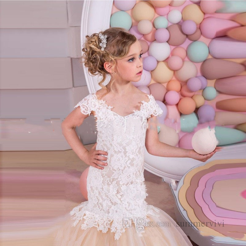 Flickor Gaze Mermaid Long Dresses Ball Gown Kids Lace Brodery Dew Shoulder Princess Dress Children's Day Party Clothes Z1778