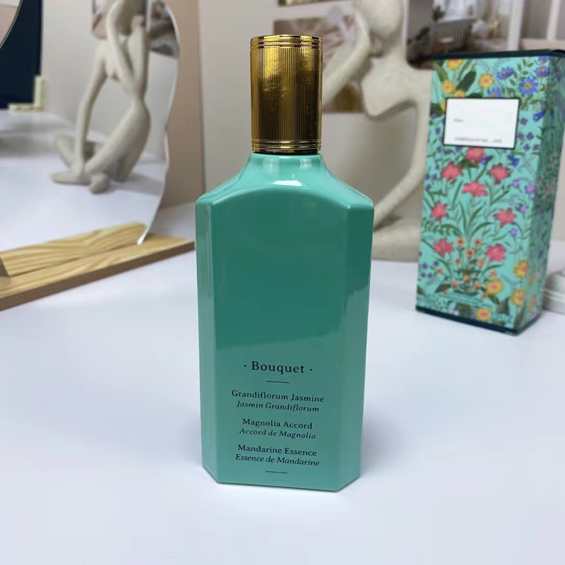 Affascinanti profumi Flora le donne Gardenia Colonia 100ml Donna Sexy Profumi di fragranze al gelsomino Spray EDP Parfums Royal Essence spedizione gratuita