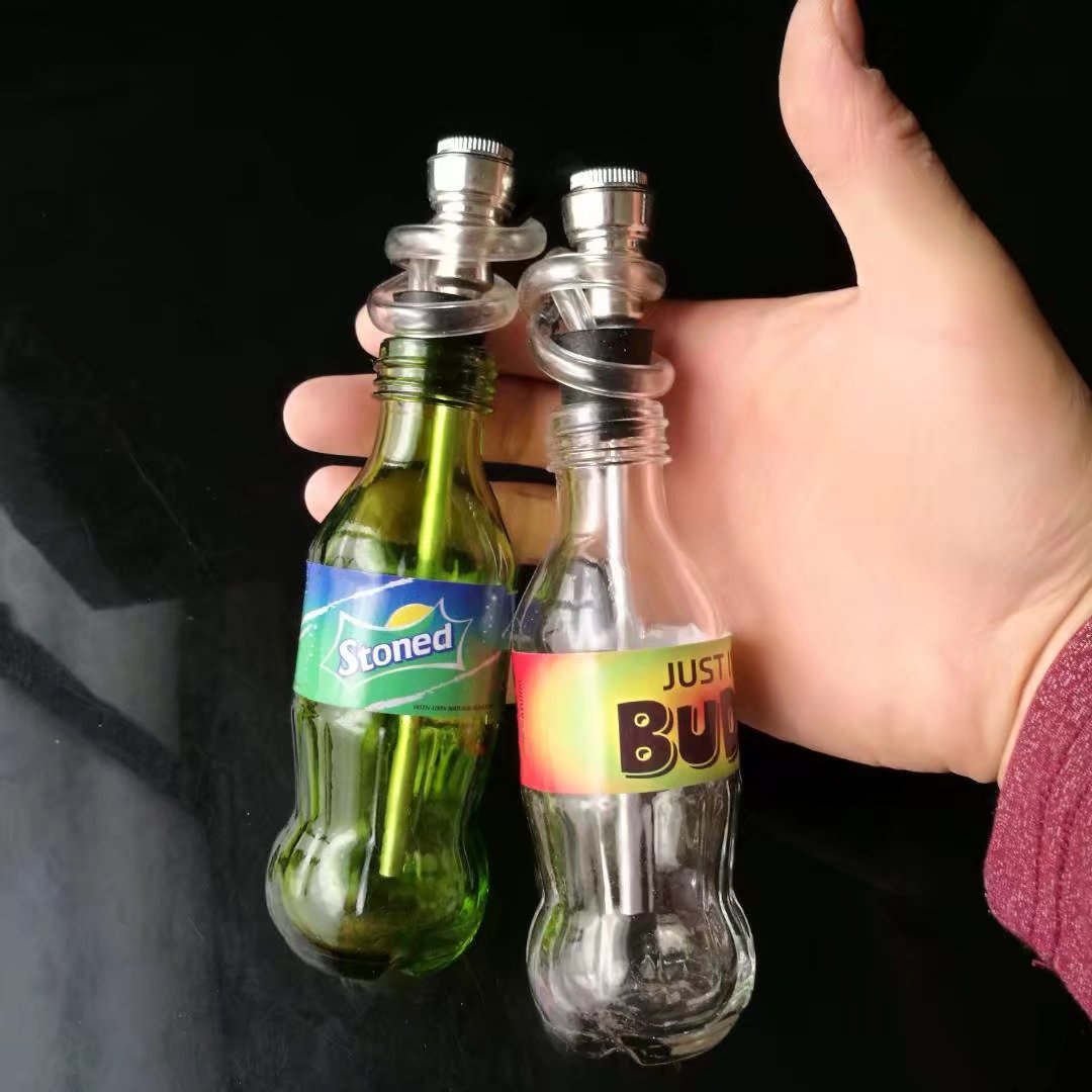 Pipas de vidrio Fabricación para fumar Cachimba soplada a mano Nueva botella de humo de agua de vidrio Sprite de Coca Cola