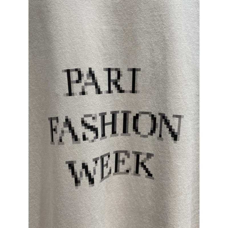 2023 New designer womens t shirt high-end Shirt {Straight} Correct Label Mosaic Week Letters Relaxed Casual Round Neck Sleeve