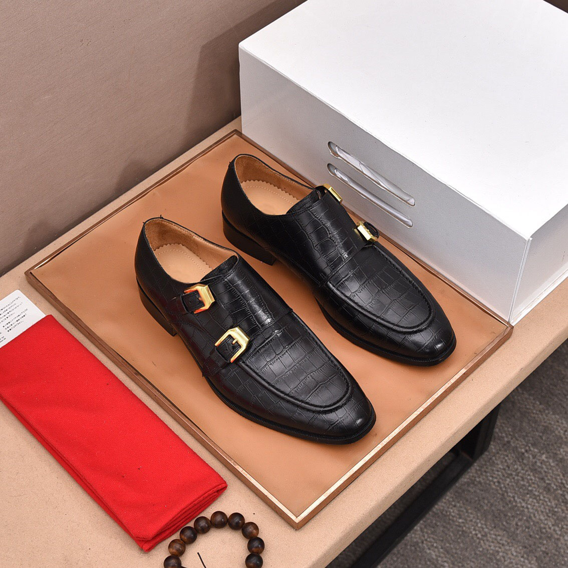 2023 Men's Fashion Party Wedding Dress Shoes Brand Classic Italian Men Elegant Formal Slip On Offfords Storlek 38-46