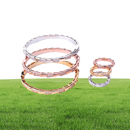 Zestawy biżuterii marki mody lady mosiężne błyszczące odstępy powierzchniowe Diamond Werpent 18K Gold Wedding Engagement Nord Bracelets Pierścienie 1 zestawy 7181642