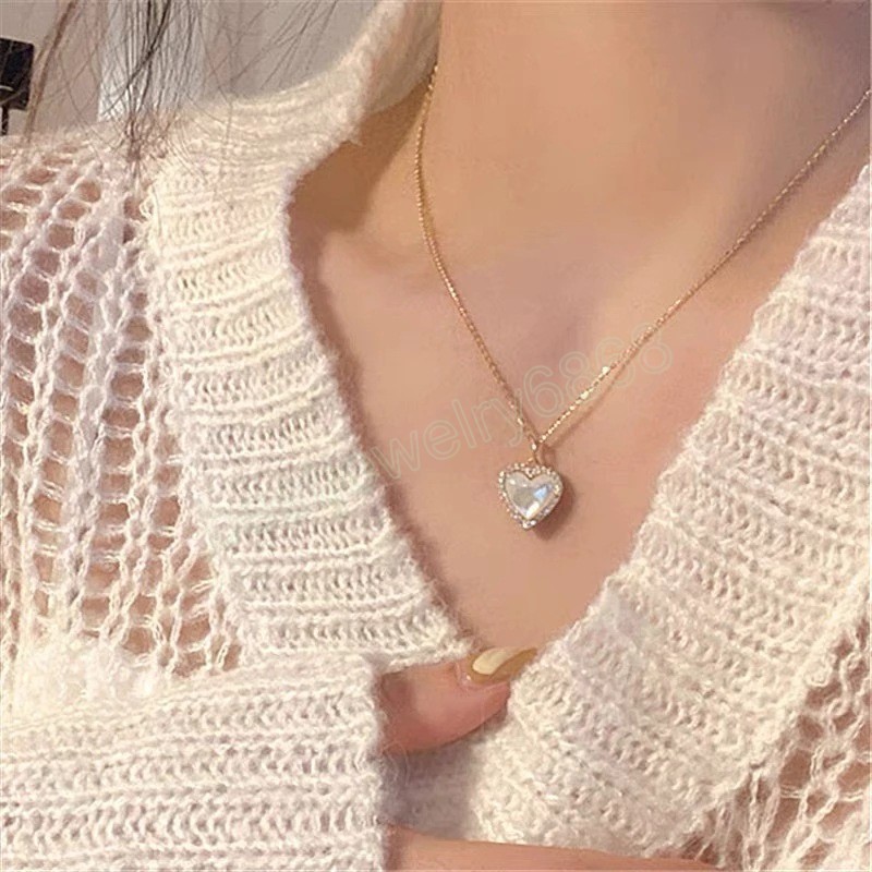 Elegant White Shell Heart Pendant Necklace For Women Girls Clavicle Chain Birthday's Gift Fashion Jewelry