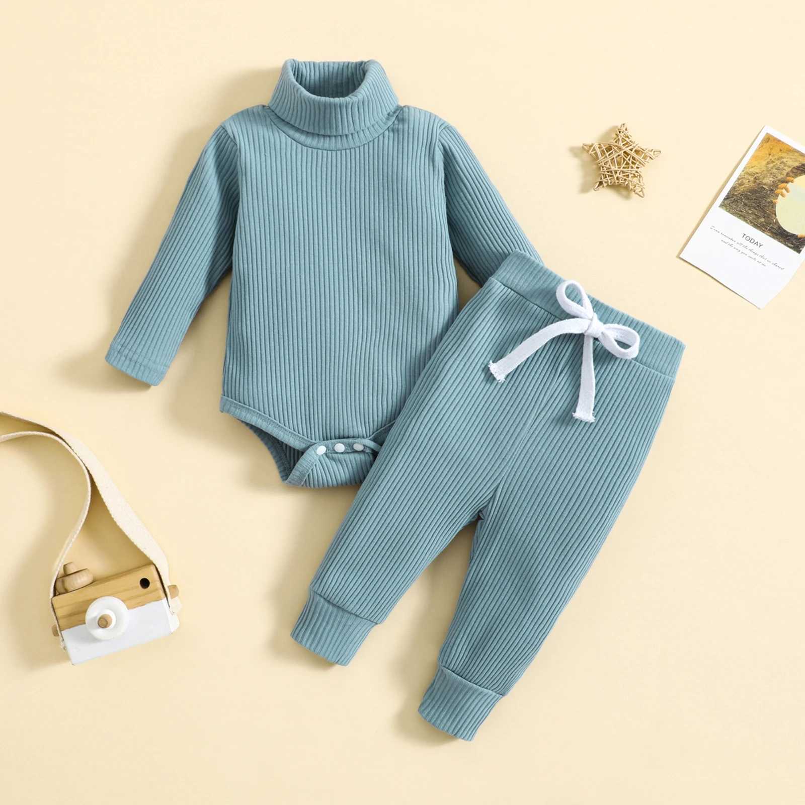 Kläder sätter 2st Ribbed Soft Cotton Newborn Baby Clothes Set för Girls Boys Winter High Neck Long Sleeve Romper Pants Outfit Spädbarnskläder R231127