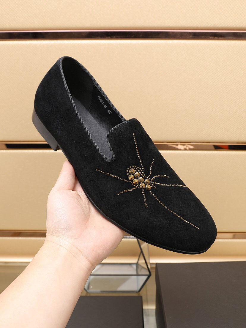 Ny 2023 manlig affärsfest bröllopsklänningskor glider på bekväma loafers varumärke designer klassiska oxford skor mäns fritidlägenheter storlek 38-44