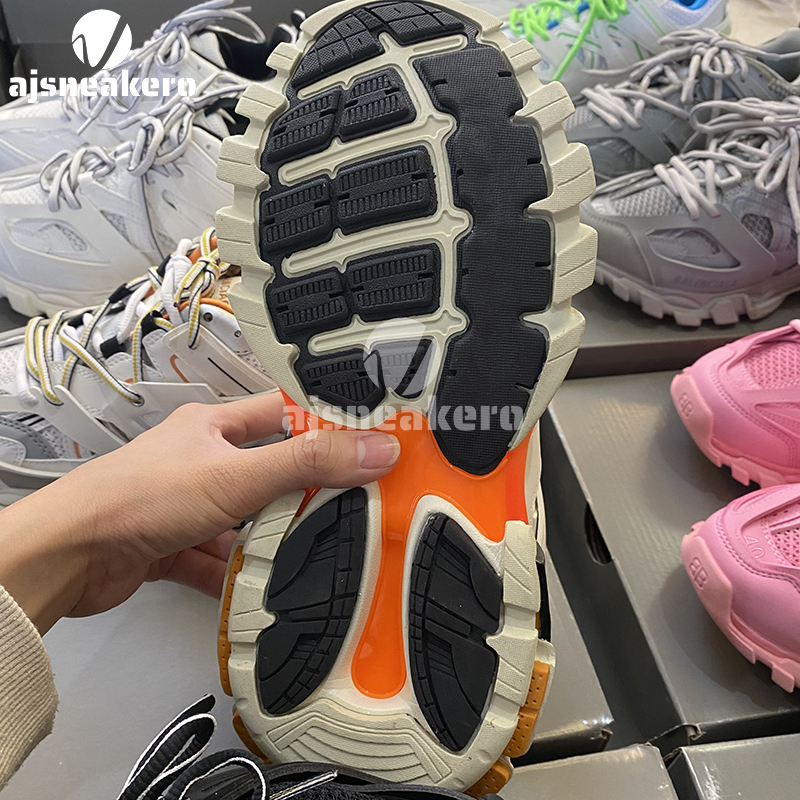 Moda ayakkabı Üçlü spor ayakkabı Kadın Balenciagas Ayakkabı erkekler için gri beyaz siyah yeşil Sneakers Bahar chaussures Lacivert Rahat Baba balencaiga Ayakkabı